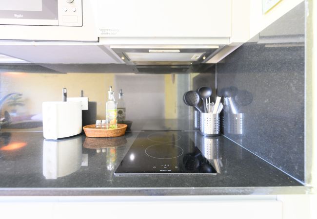 工作室 在 Madrid - Estudio con balcón – Todo lo que necesitas para una estancia perfecta en Madrid. Temporal 工作室 在 Madrid - Estudio con balcón – Todo lo que necesitas para una estancia perfecta en Madrid. Temporal