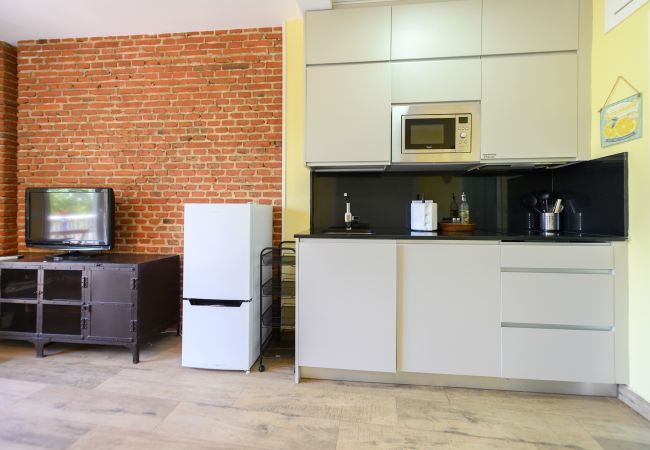 工作室 在 Madrid - Estudio con balcón – Todo lo que necesitas para una estancia perfecta en Madrid. Temporal 工作室 在 Madrid - Estudio con balcón – Todo lo que necesitas para una estancia perfecta en Madrid. Temporal