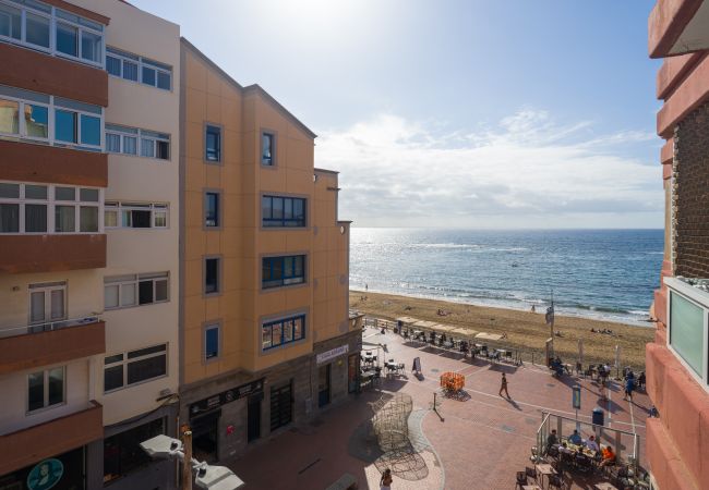  在 Las Palmas de Gran Canaria - Passage to the Beach By CanariasGetaway