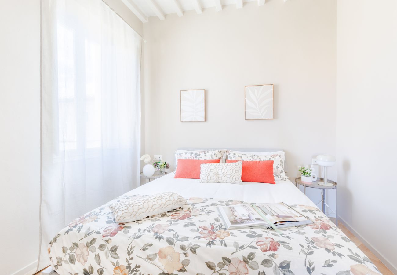 公寓 在 Lucca - The White Lotus Penthouse, Modern Flat with Elevator 公寓 在 Lucca - The White Lotus Penthouse, Modern Flat with Elevator