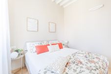 公寓 在 Lucca - The White Lotus Penthouse, Modern Flat with Elevator